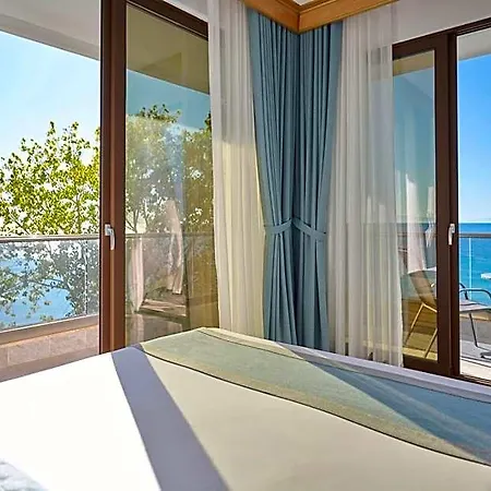 Evlogia Seafront And Anex By Greek Pride 4*