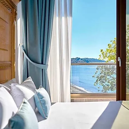 Evlogia Seafront And Anex By Greek Pride Hotel