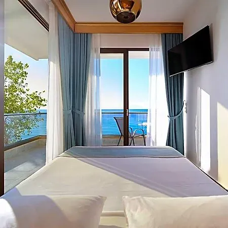 Evlogia Seafront And Anex By Greek Pride Hotel 4*